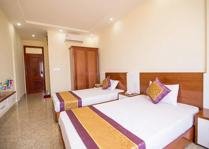 Thang Long Hotel 2*